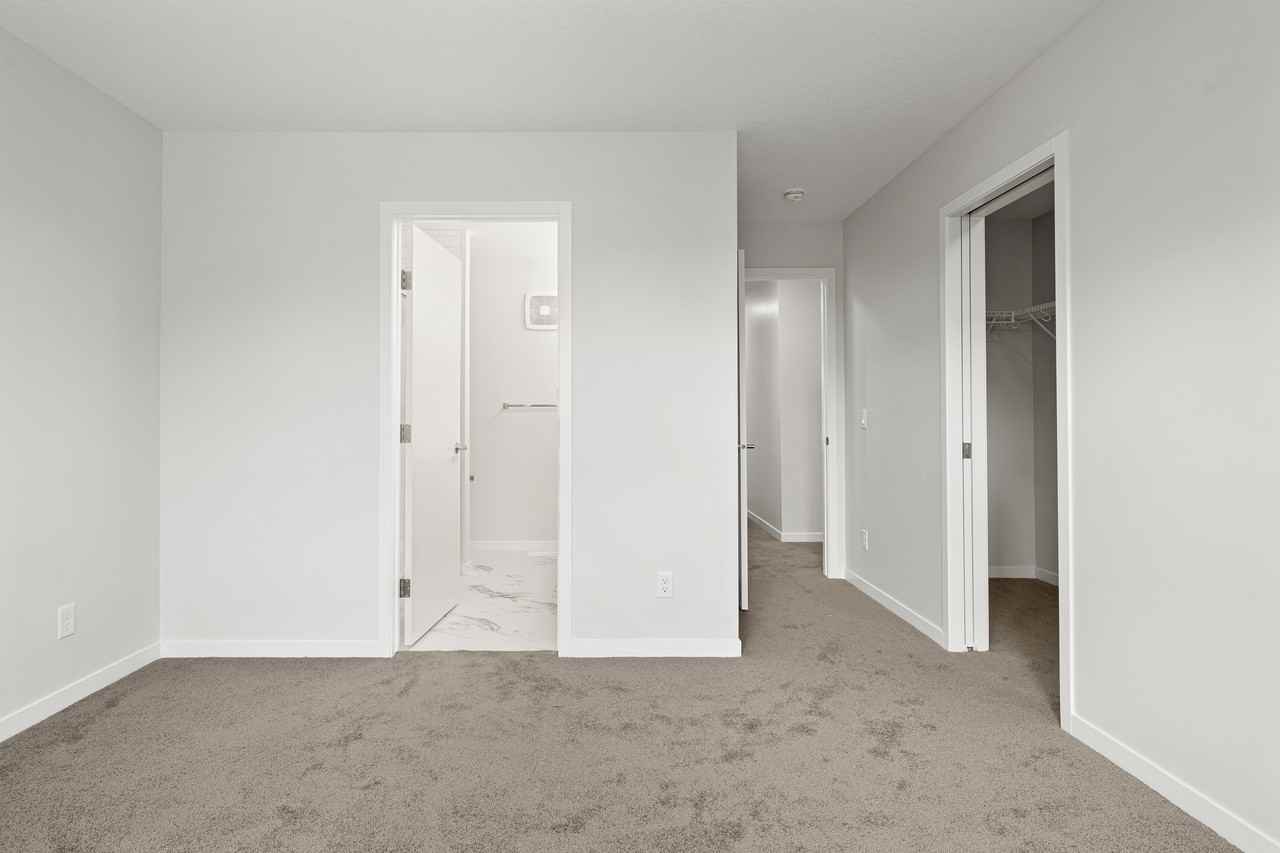 42 Cranbrook Manor Southeast #148 - Photo 2 of 25