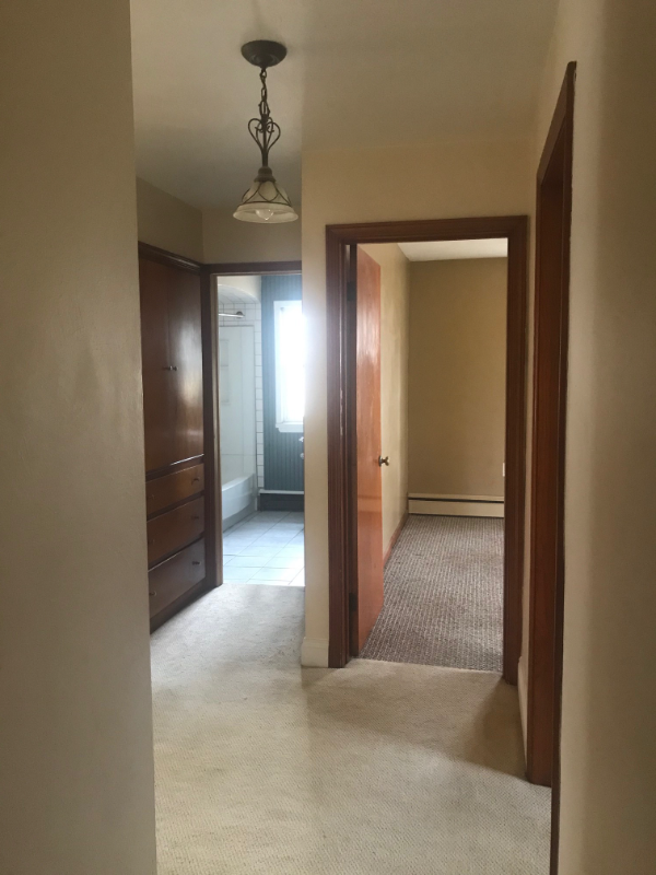 8 Conneaut Park - Photo 3 of 6