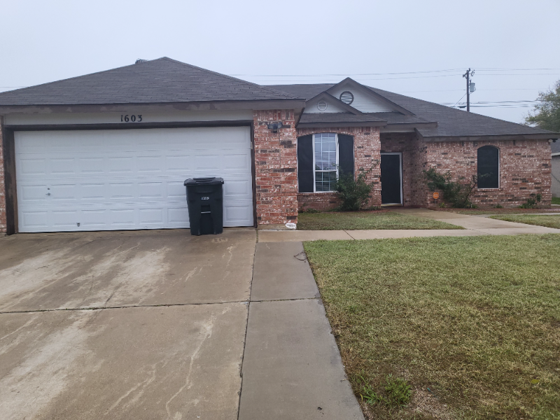 1603 Prestige Loop - Photo 2 of 18