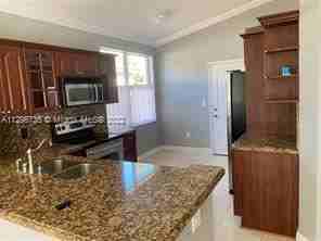 18212 Sw 94th Ct #0 - Photo 2 of 11