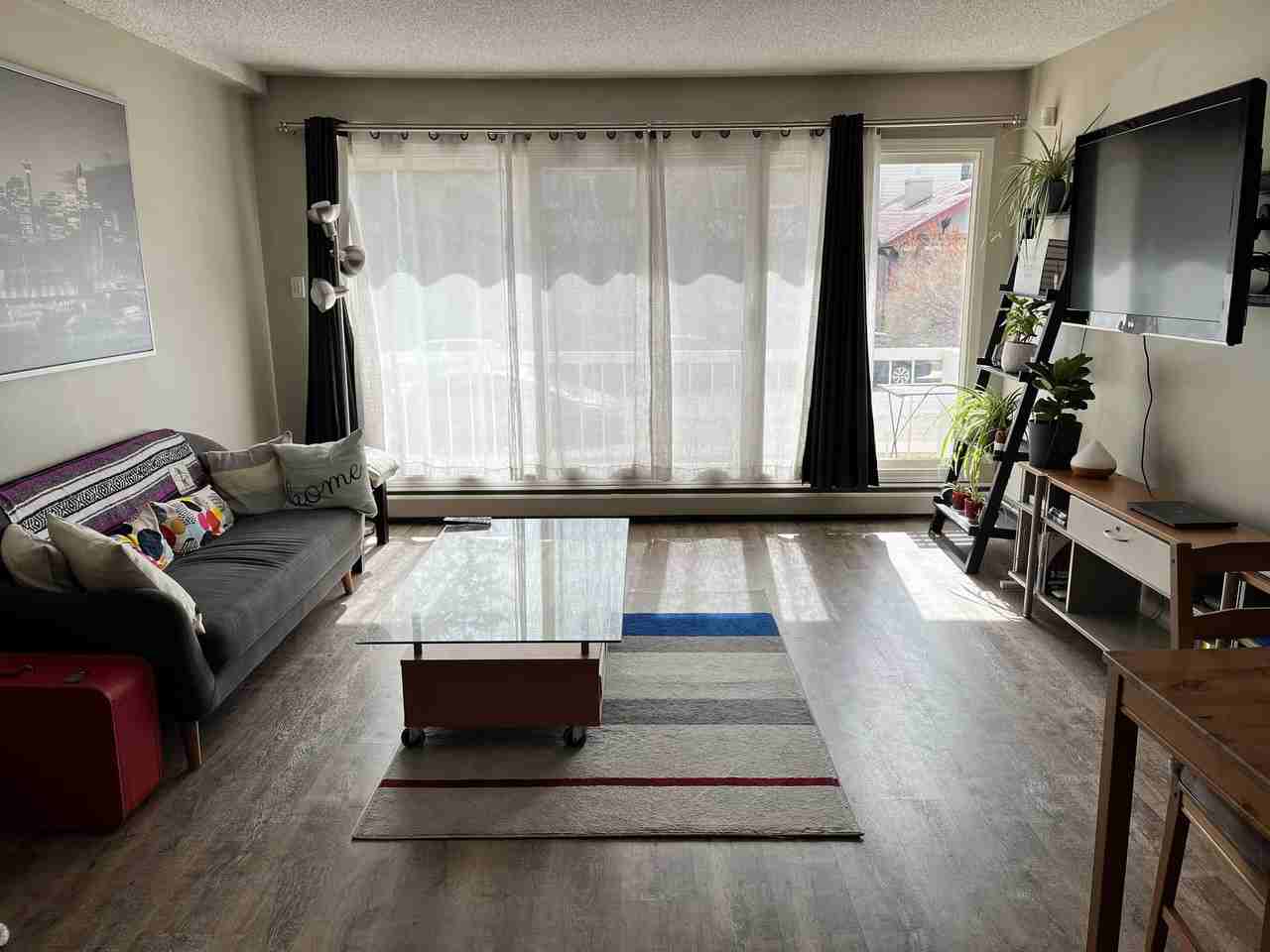 126 24 Avenue Southwest #201 - Photo 2 of 9