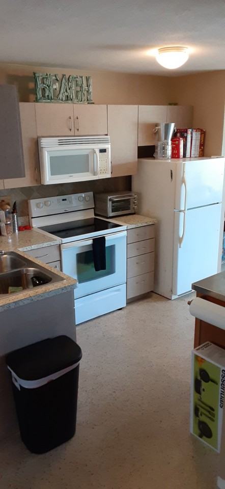 439 129th Avenue East - Photo 2 of 16