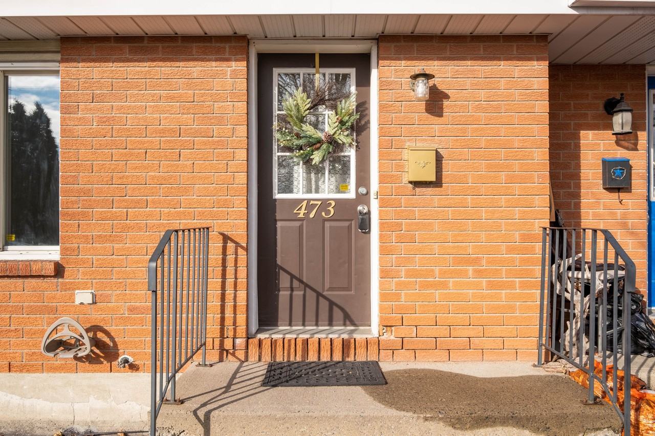 473 Eleventh Street East - Photo 3 of 26