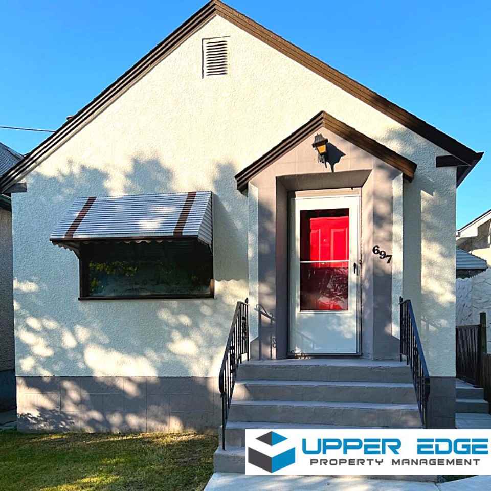 697 St John'S Ave - Photo 2 of 18