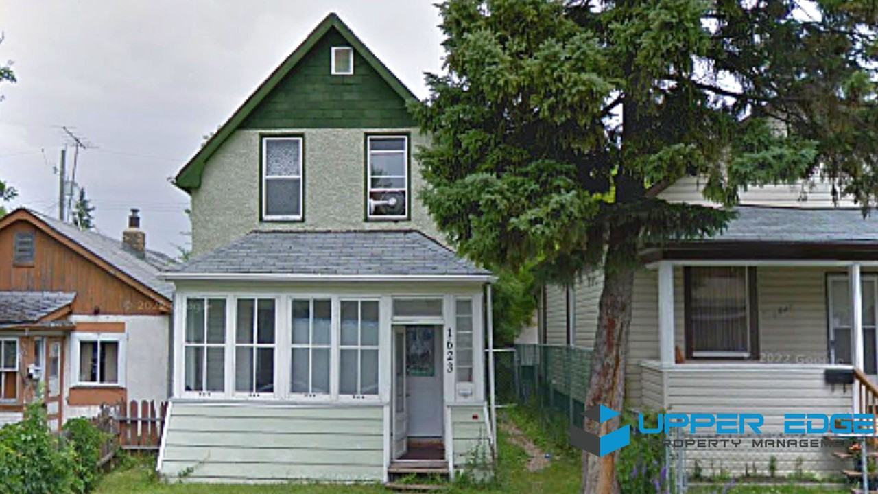 1623 Ross Ave W, Winnipeg, MB R3E 1E4 2 Bedroom House for 834/month