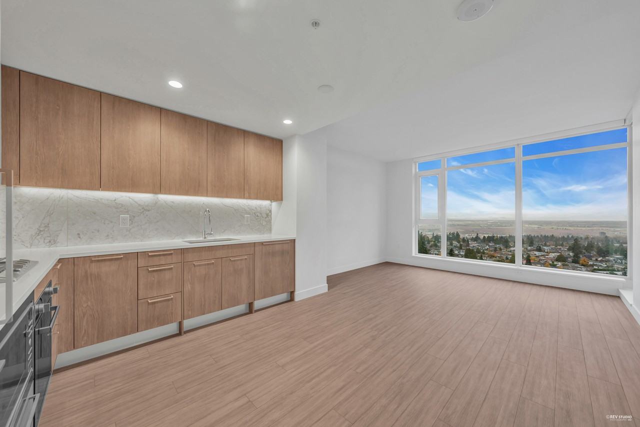 6398 Silver Avenue #2302, Burnaby, BC V5H 0C3 Bedroom Apartment