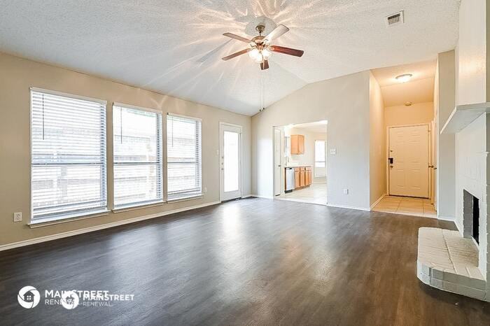 2307 Licorice Pl - Photo 3 of 16