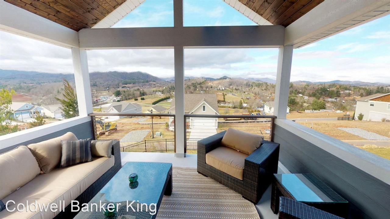 83 Rose Creek Rd - Photo 2 of 20