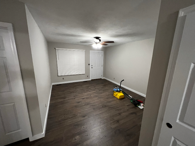 714 Brittany Ct - Photo 3 of 3