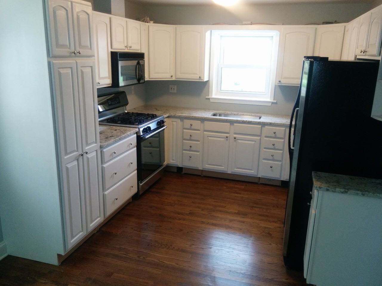 1418 Harrison Ave - Photo 2 of 13