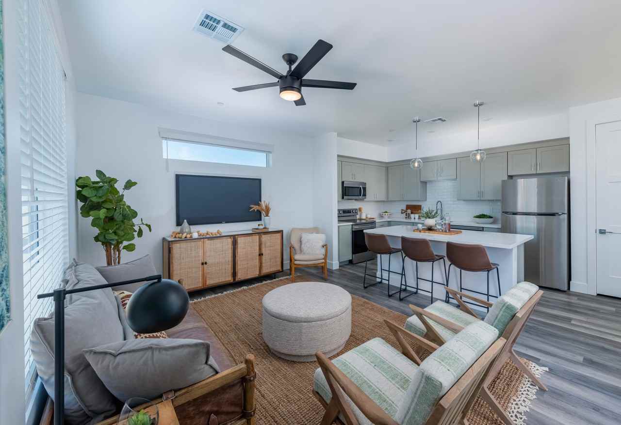 The Lucia on 15th - Photo 2 of 21