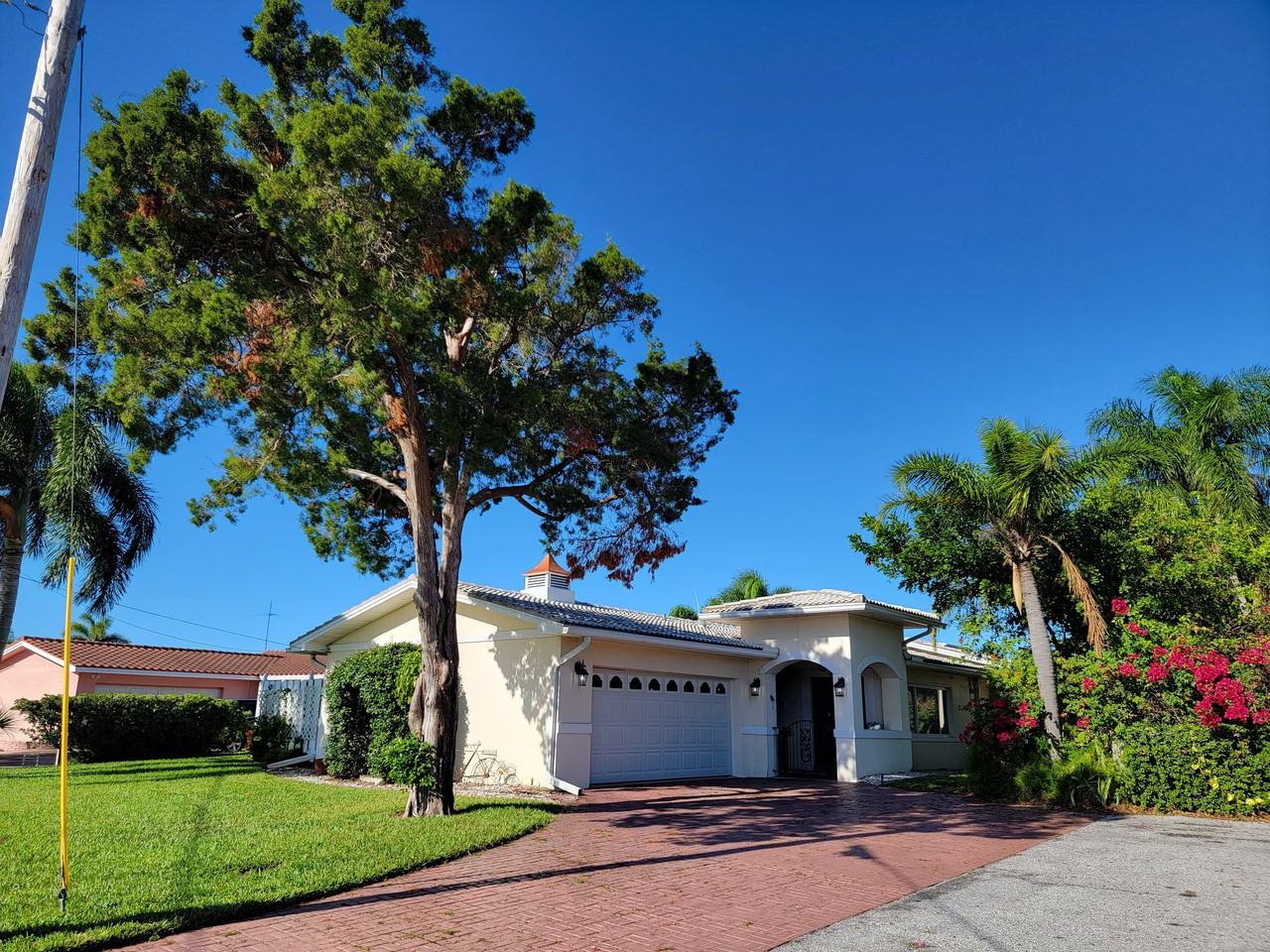 3666 Belle Vista Dr E - Photo 2 of 48