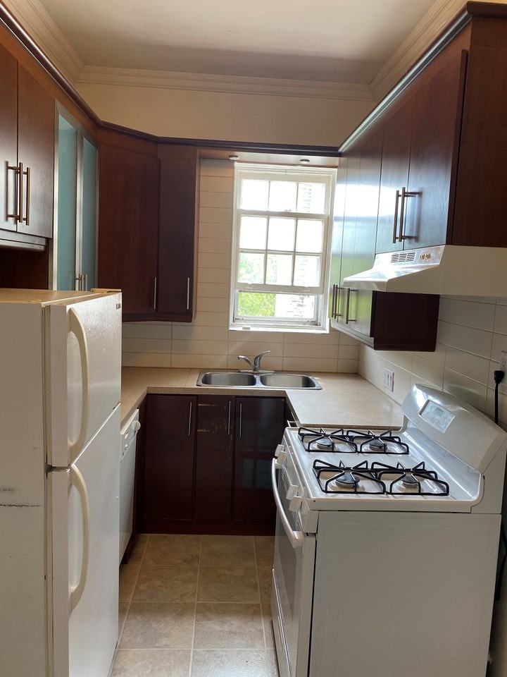 2384 Beaconsfield Apartments 2384 Av Beaconsfield, Montréal, QC H4A 2G8 Zumper