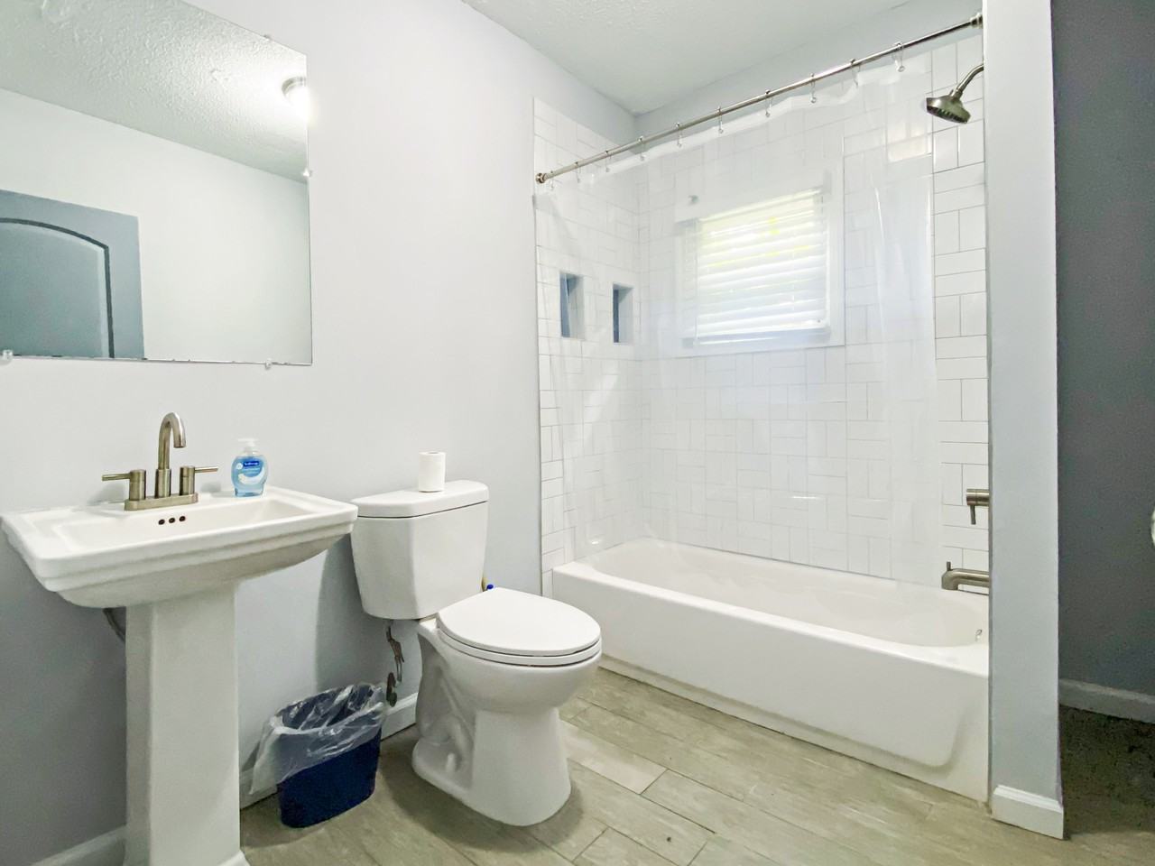 Beckwith St Sw - Photo 5 of 10