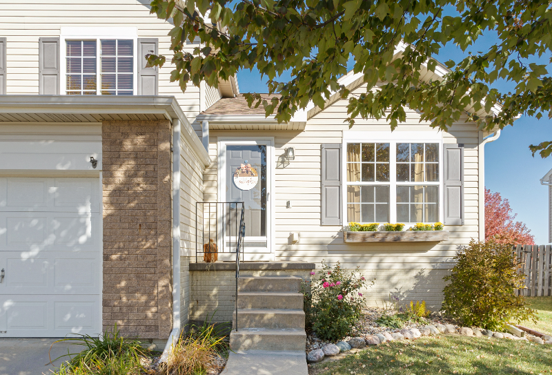 15614 Cottonwood Ave - Photo 4 of 24