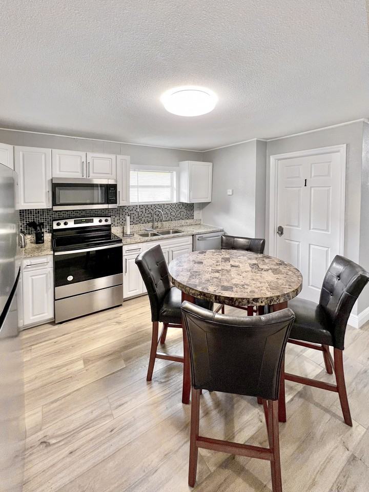 E Frierson Ave - Photo 3 of 10