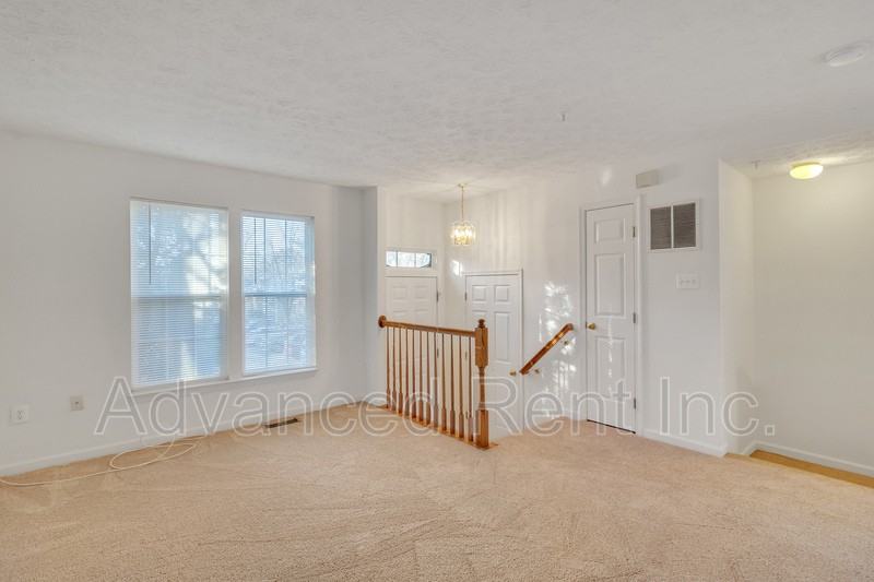 8334 Tapu Ct - Photo 5 of 25
