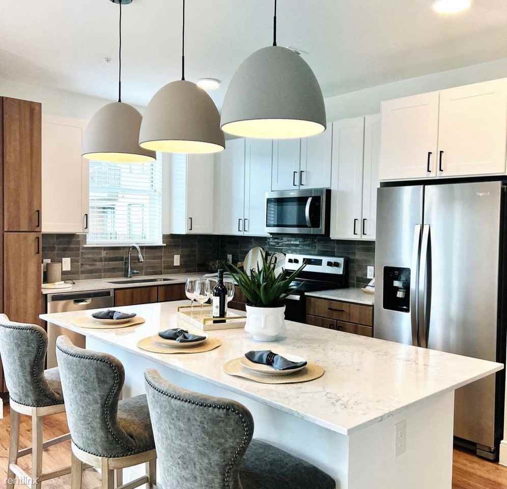 16200 Bridgeland High School Rd - Photo 2 of 12