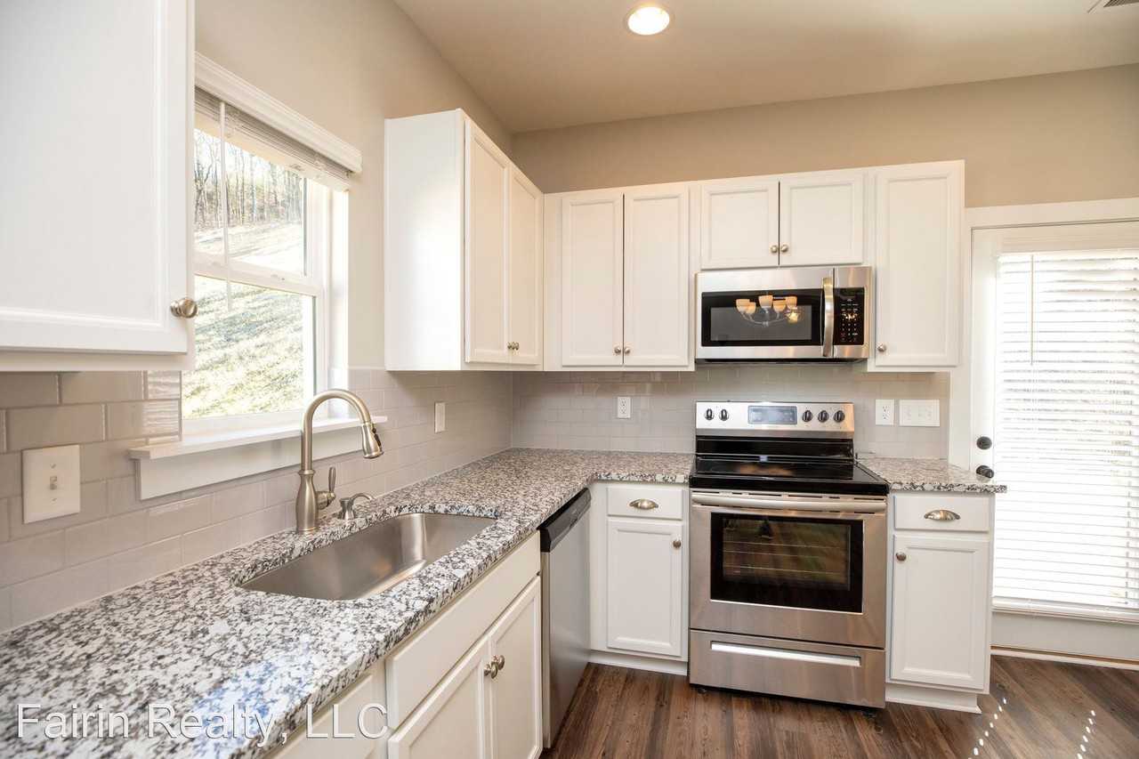 1283 Shades Ter - Photo 3 of 26