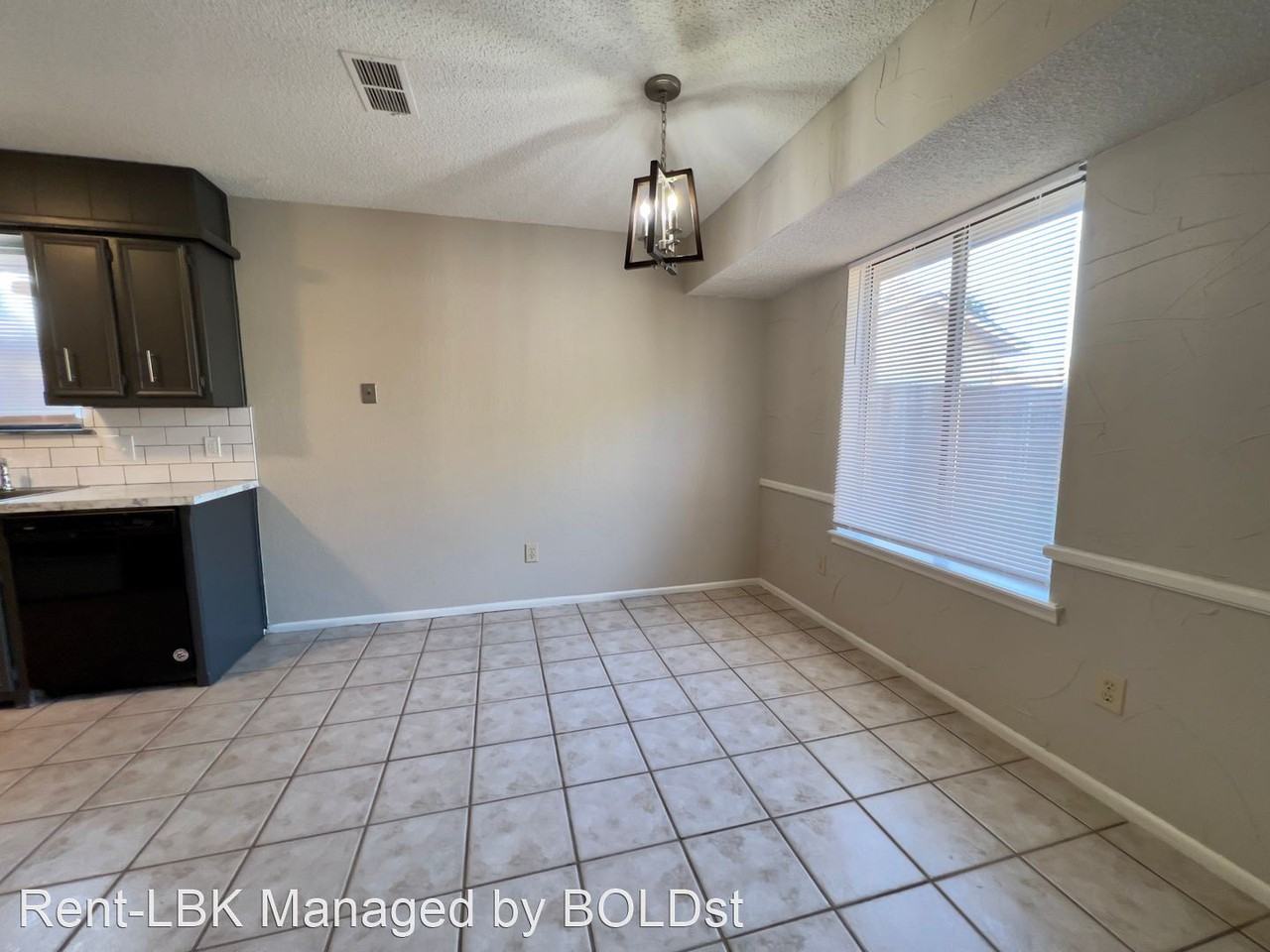 5244 95th St - Photo 3 of 15