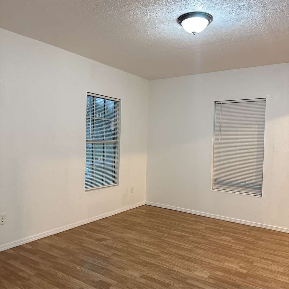 2538 Stovall Dr #1 - Photo 4 of 16
