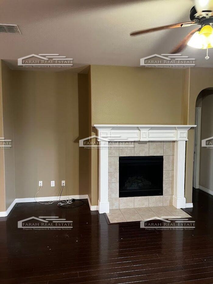 9309 Water Oak Ct - Photo 3 of 16