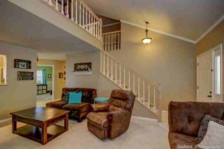 845 N Valley View Dr #1 - Photo 3 of 24