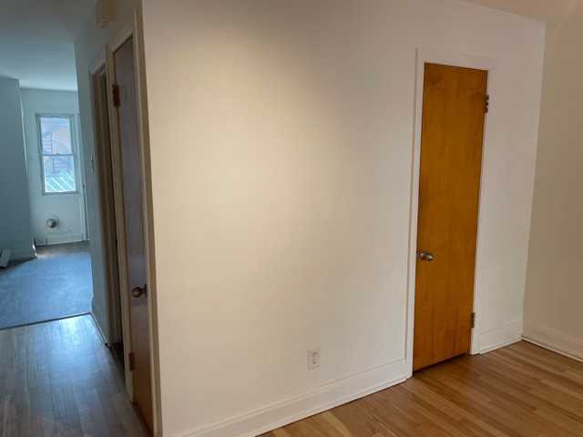 9860 Rue de Lille 3 - Photo 3 of 8