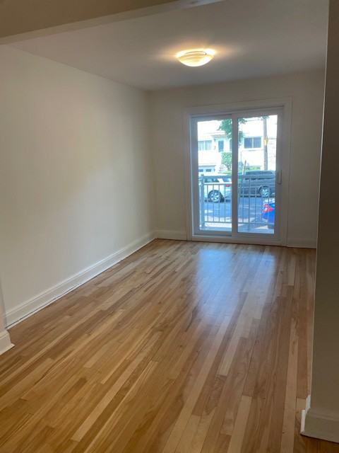 9860 Rue de Lille 3 - Photo 2 of 8