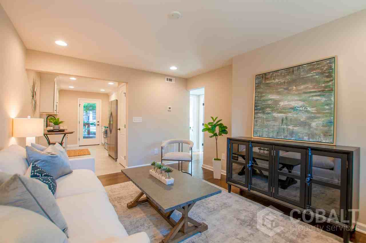 258 Forkner Drive #04 - Photo 4 of 18