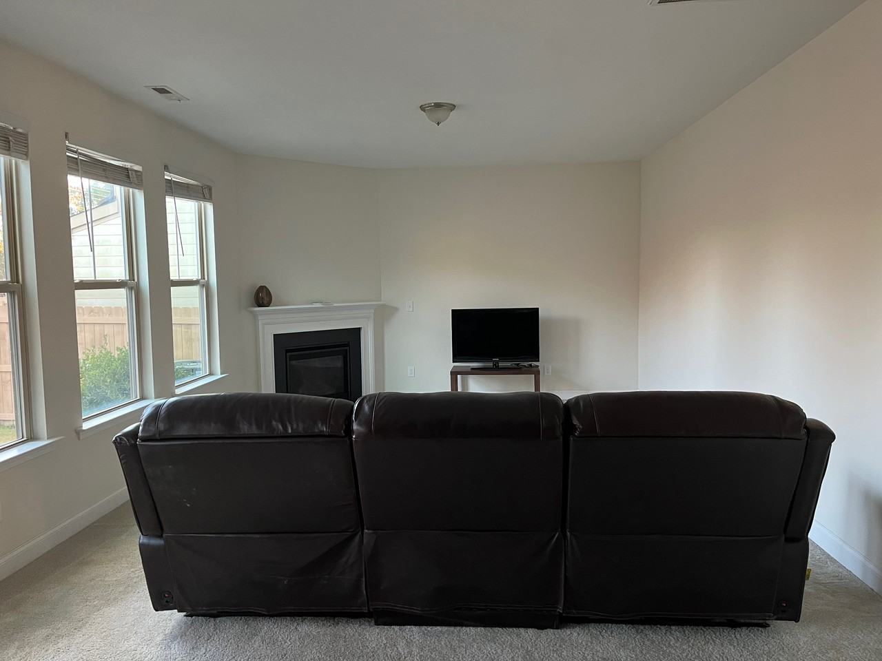605 Groveview Wynd - Photo 3 of 18