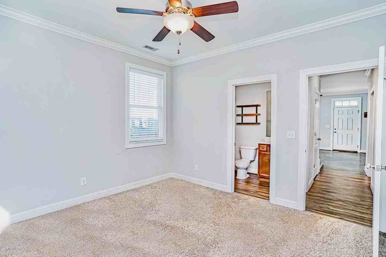 12 Lincoln St #1 - Photo 5 of 13