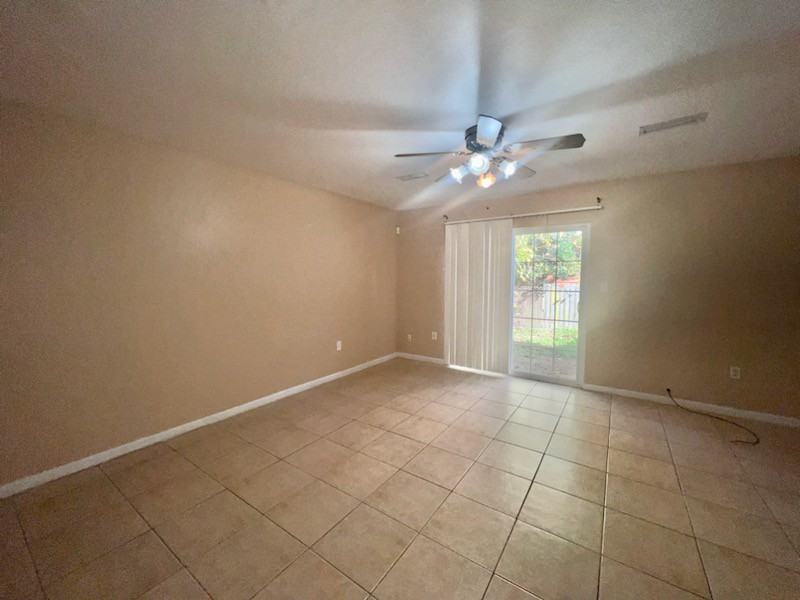 1 Deal Ave Nw #D - Photo 4 of 11