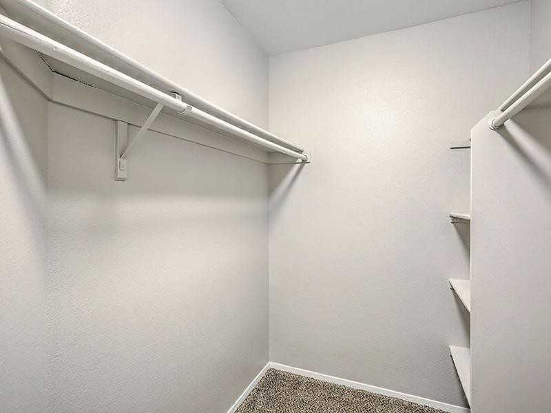 4000 E Bonanza Rd #Llc - Photo 7 of 24