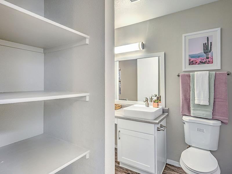 4000 East Bonanza Road #Llc - Photo 7 of 24