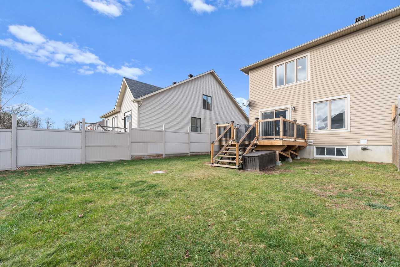 117 Asselin Street - Photo 3 of 23