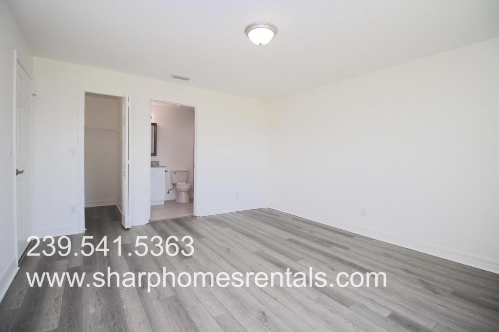 4142 Ne 20th Pl - Photo 6 of 13