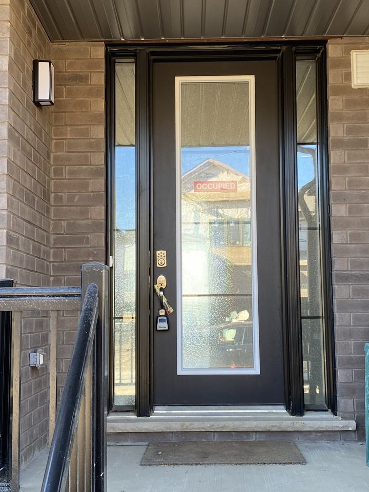 106 Freedom Crescent - Photo 2 of 25