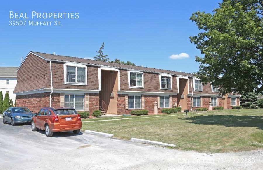 39507 Muffatt St - Photo 2 of 23