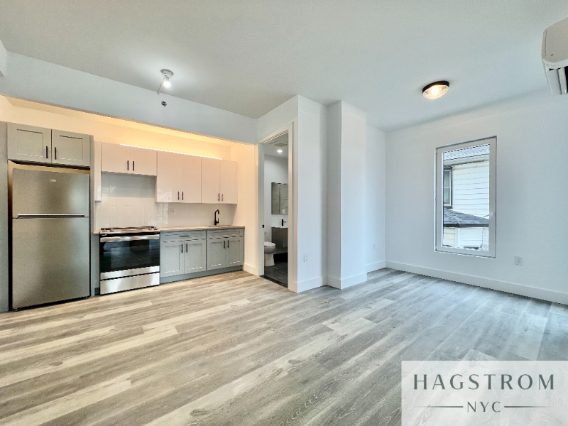 3321 Glenwood Rd #2E