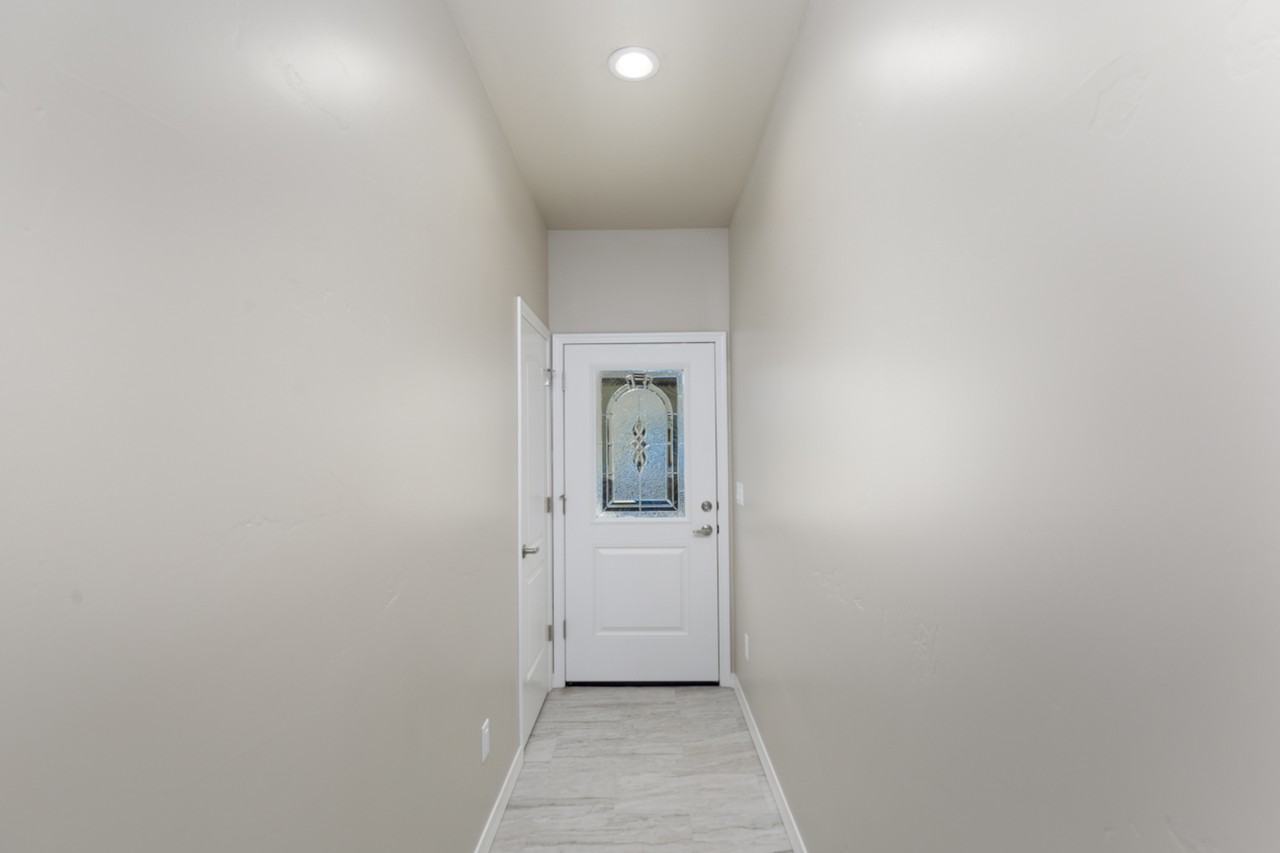 1135 Rolling Hills Dr #A101 - Photo 2 of 19