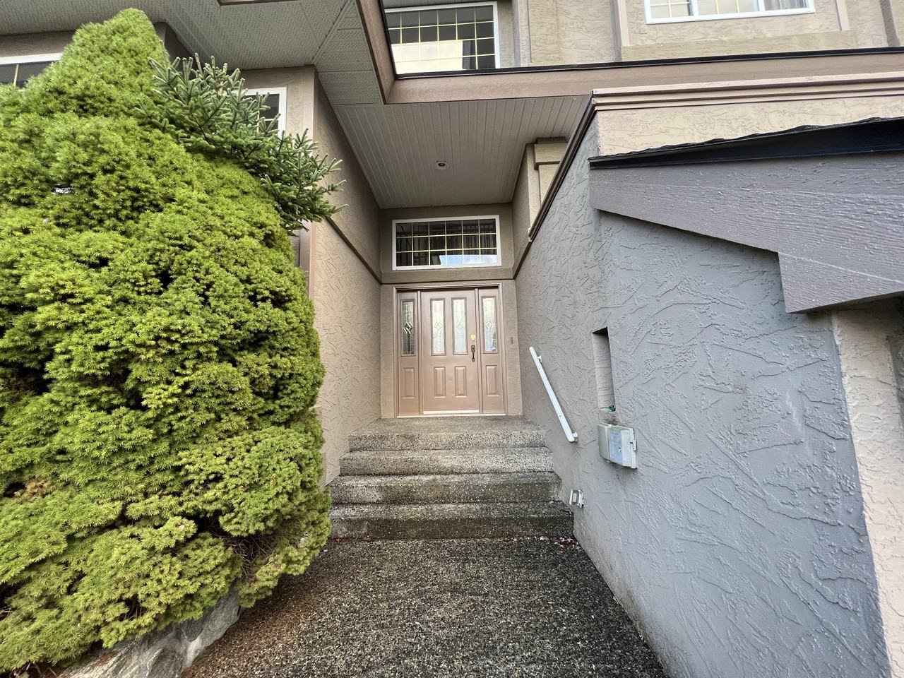5352 Coastview Pl - Photo 3 of 50
