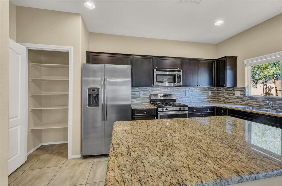 7922 Blue Lake Peak St #1 - Photo 5 of 22