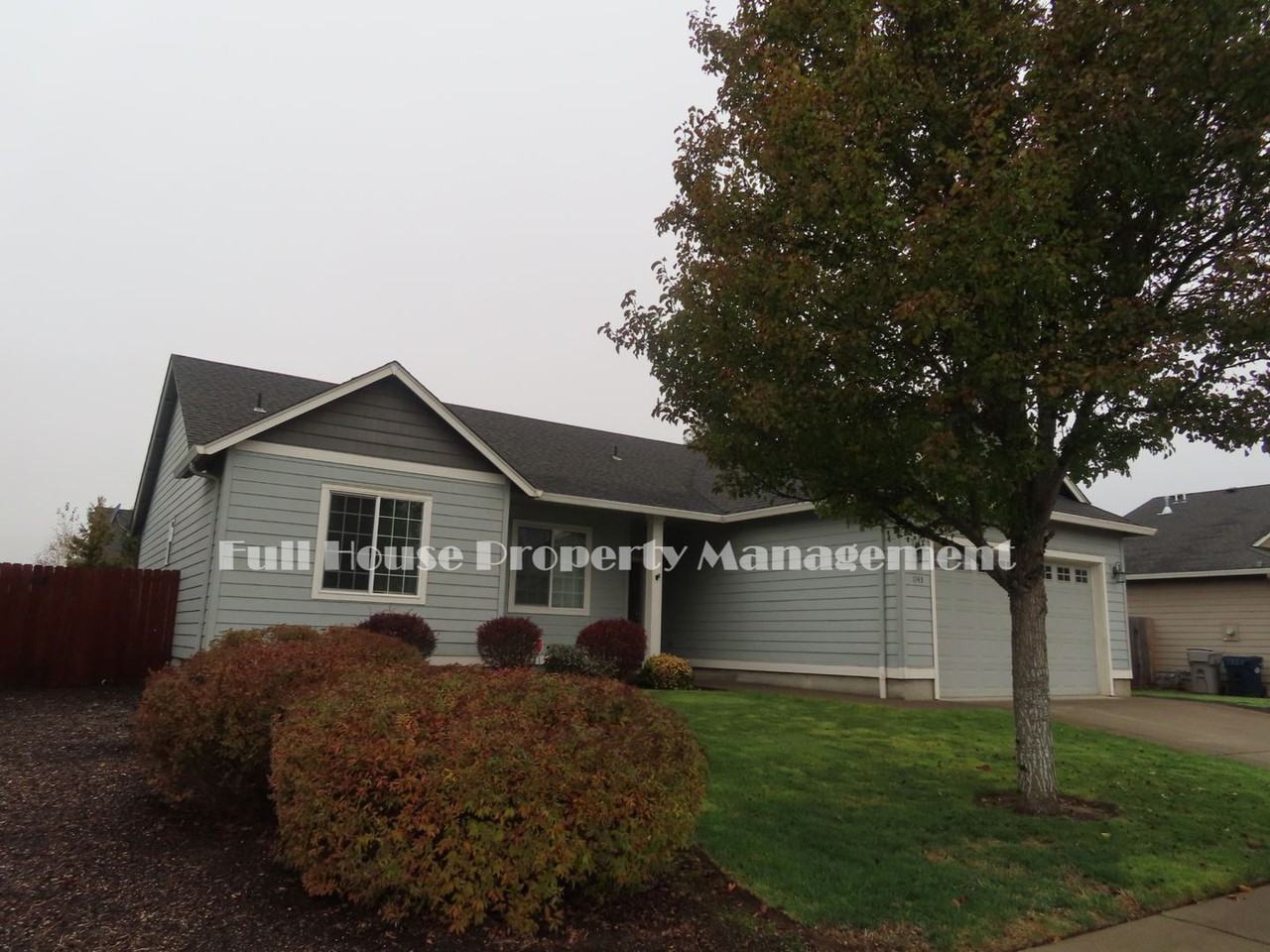 1143 Alderdale Dr - Photo 2 of 34