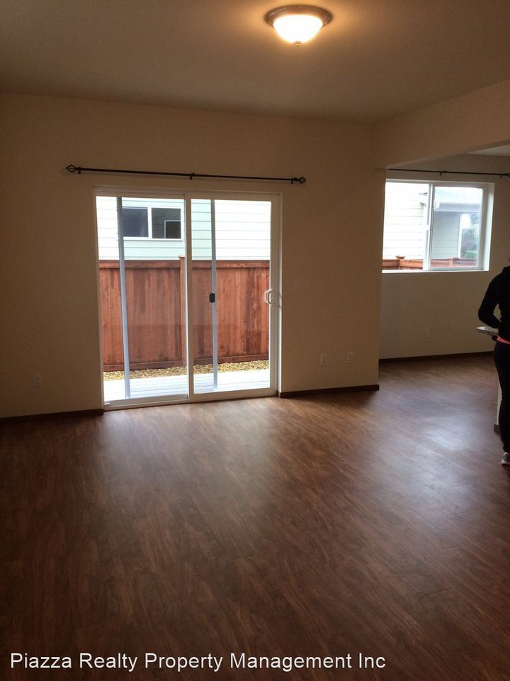 408/410 Lily Lane - Photo 3 of 12