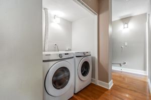 featured image of E Chelsea St