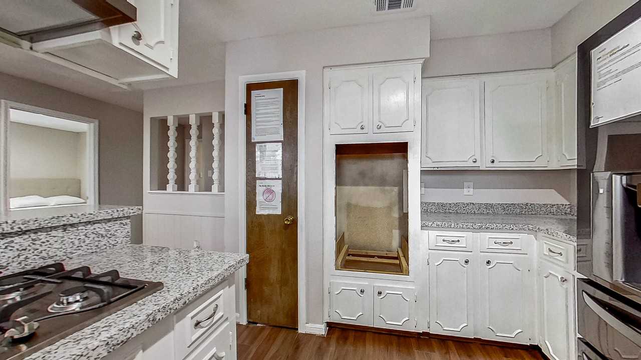 Fallbrook Dr - Photo 4 of 14