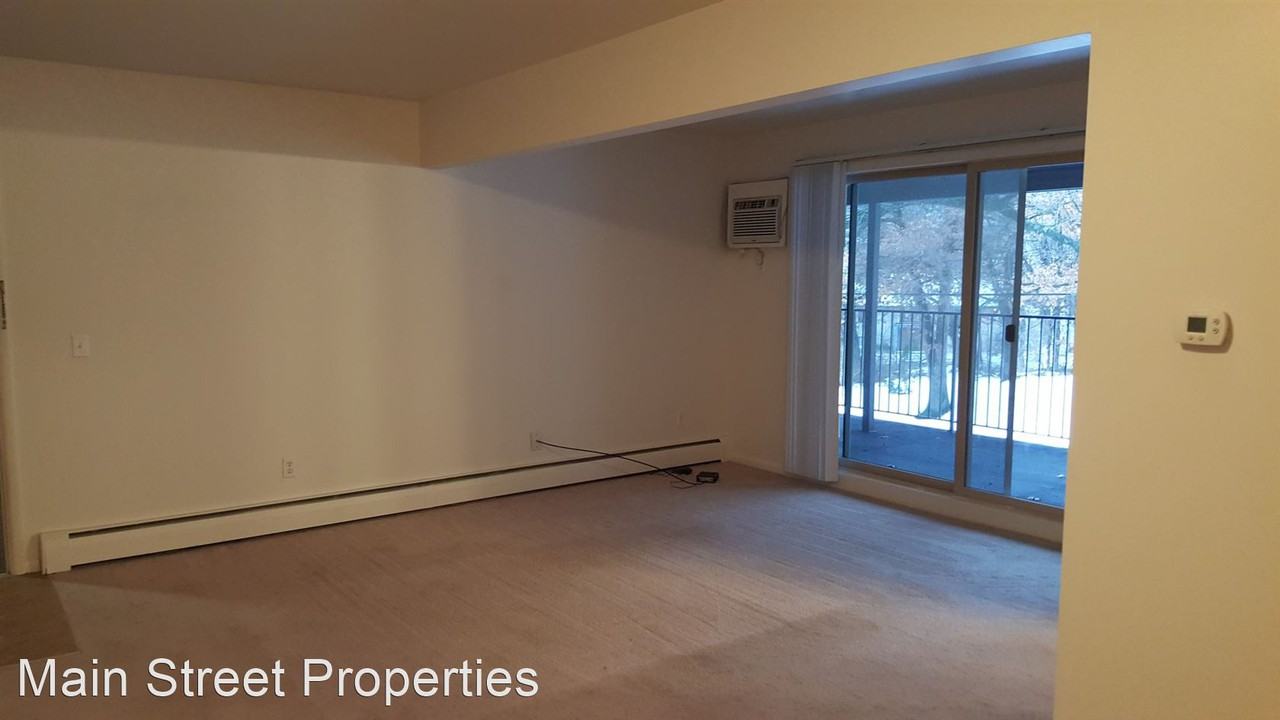 1301 Greenwood Ave - Photo 2 of 16