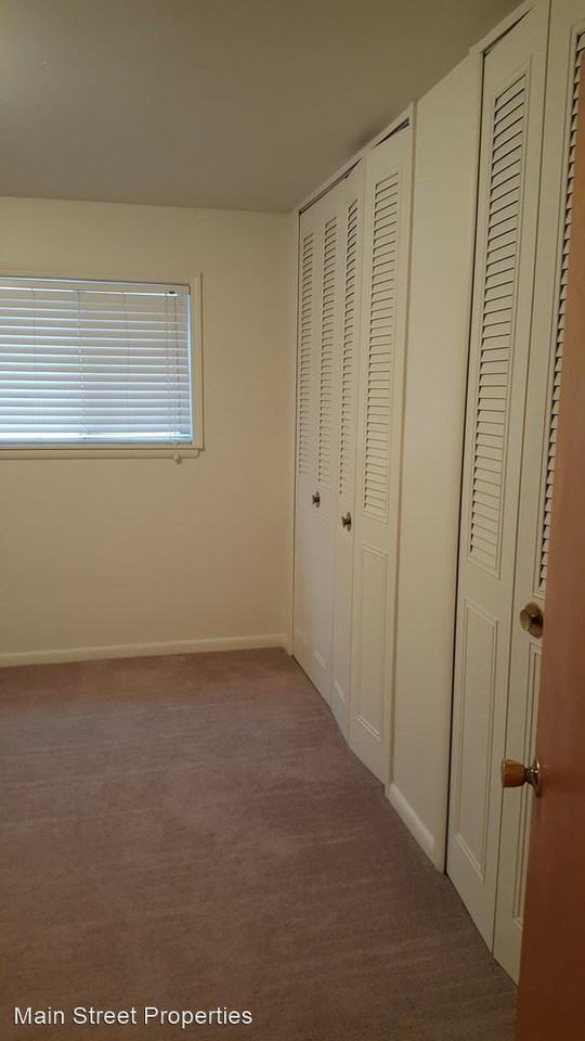 1301 Greenwood Ave - Photo 3 of 16