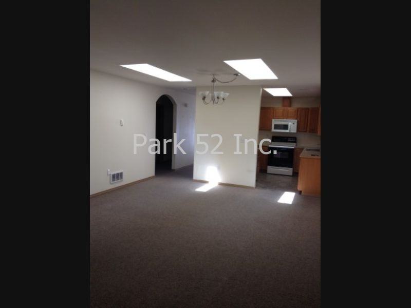 628 99th St E - Photo 3 of 6